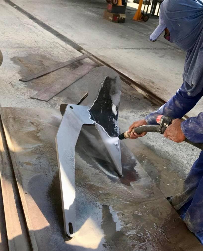 Marine dust-free media blasting and surface restoration project by M&V Mobile Eco-Blast (project 2)